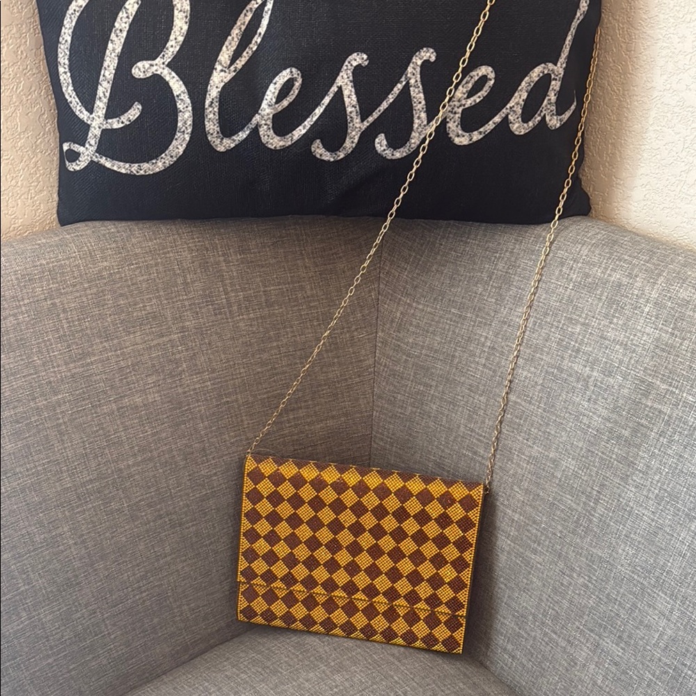 VERA Brown & Gold Crystal Rhinestone Pave Diamond Shape Crossbody Bag /Clutch - Picture 3 of 6
